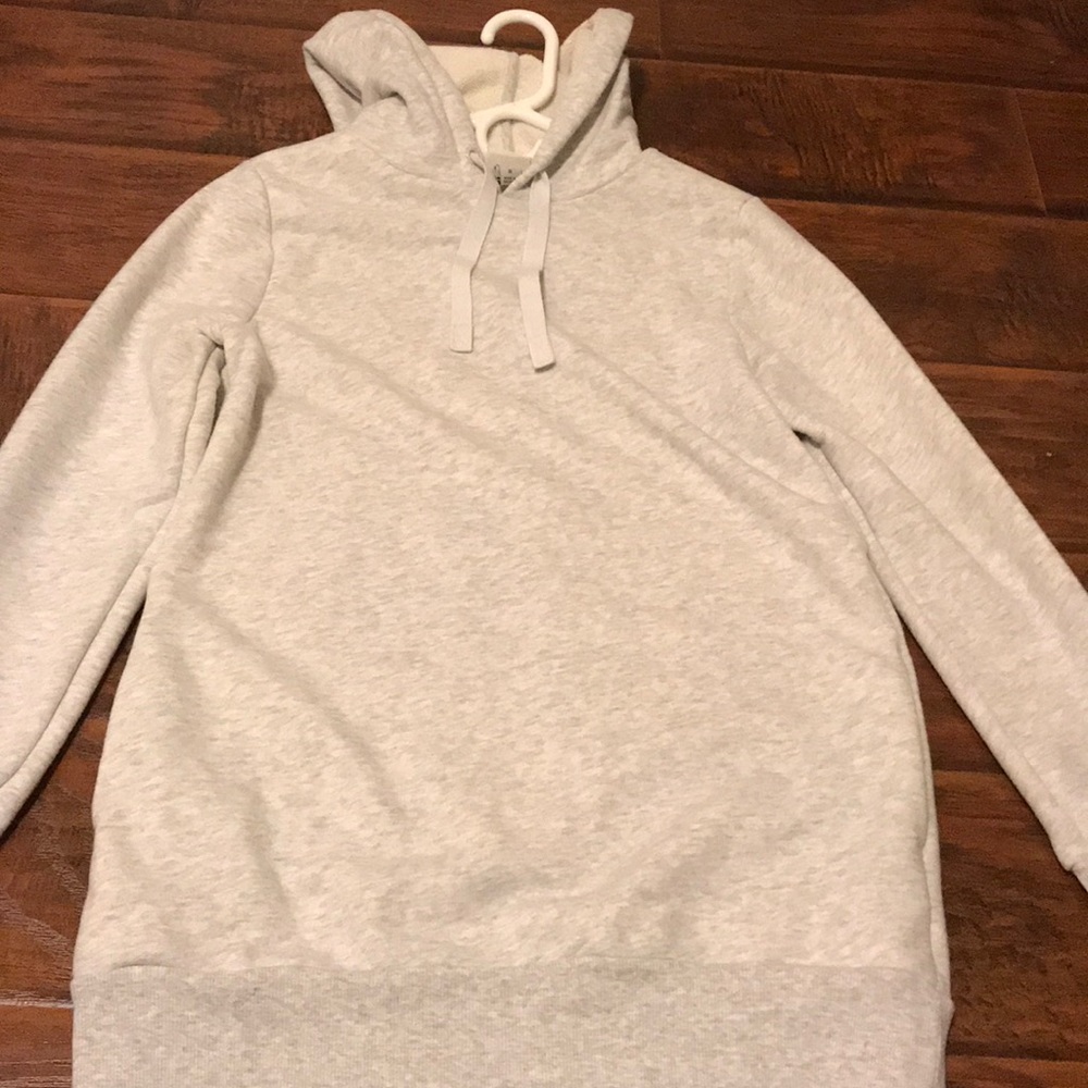 white long sweatshirt